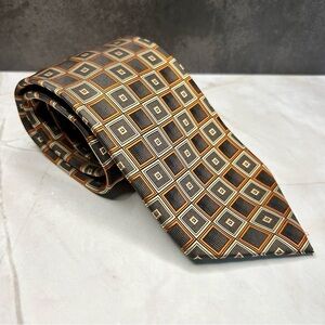 Haggar 59” Polyester Pattern Tie in Brown and Orange